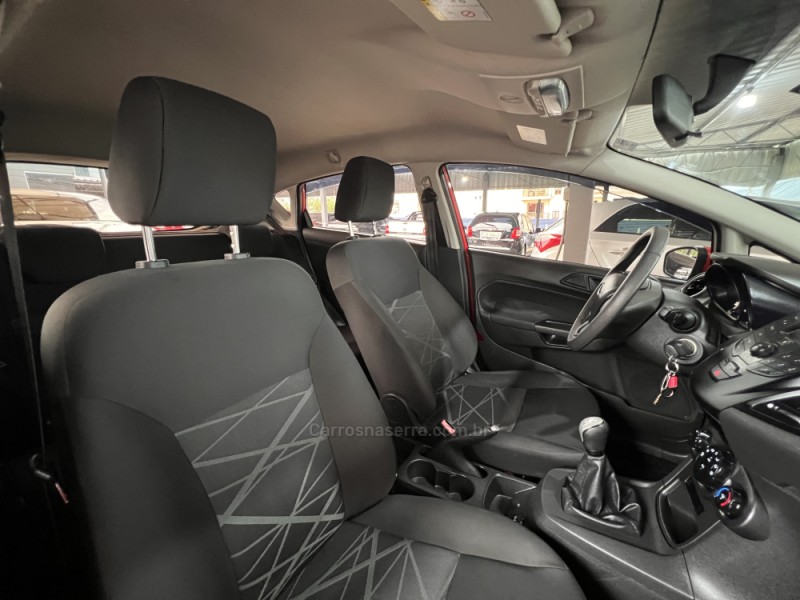 FIESTA 1.5 S HATCH 16V FLEX 4P MANUAL - 2015 - BOM PRINCíPIO
