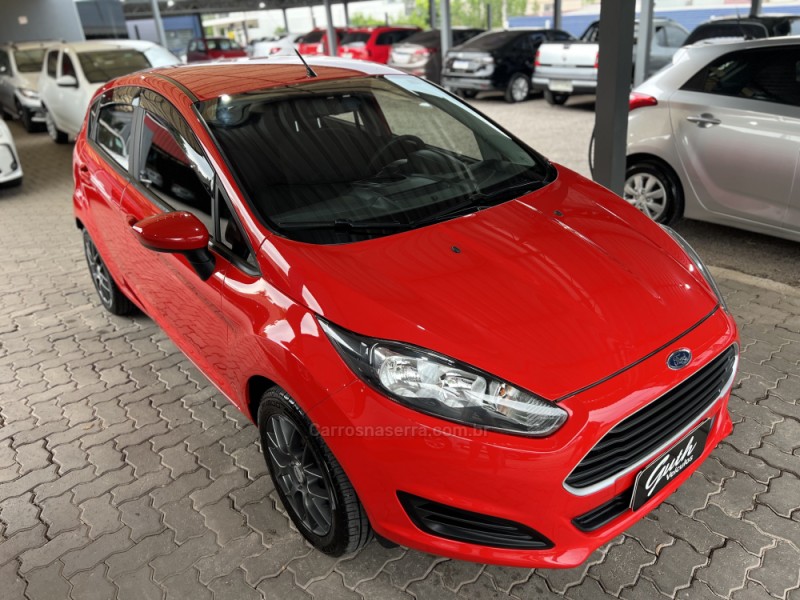 FIESTA 1.5 S HATCH 16V FLEX 4P MANUAL - 2015 - BOM PRINCíPIO