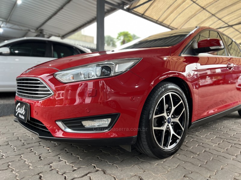 FOCUS 2.0 TITANIUM PLUS HATCH 16V FLEX 4P AUTO - 2016 - BOM PRINCíPIO