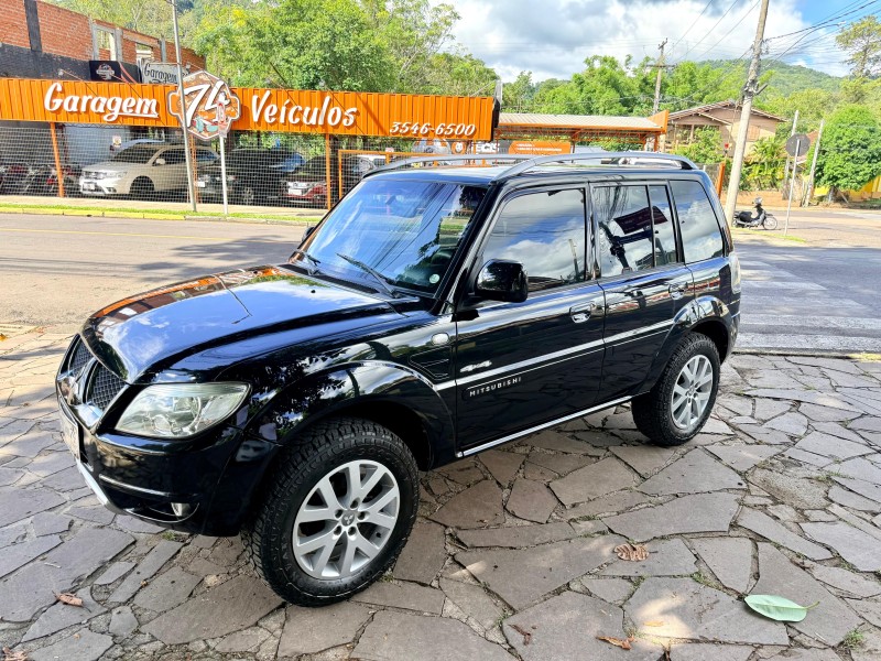 pajero tr4 2.0 4x4 16v 131cv gasolina 4p automatico 2012 tres coroas