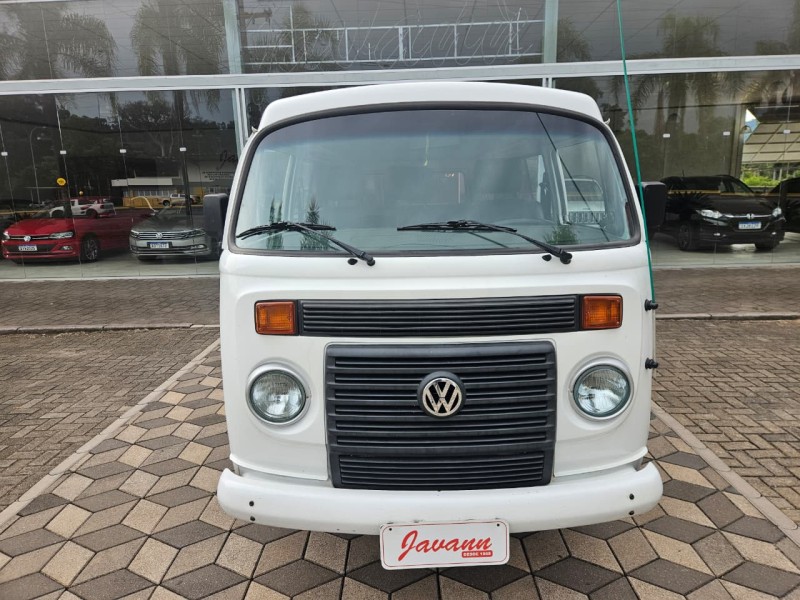 KOMBI 1.4 MI STD LOTAÇÃO 8V FLEX 3P MANUAL - 2013 - BOM PRINCíPIO