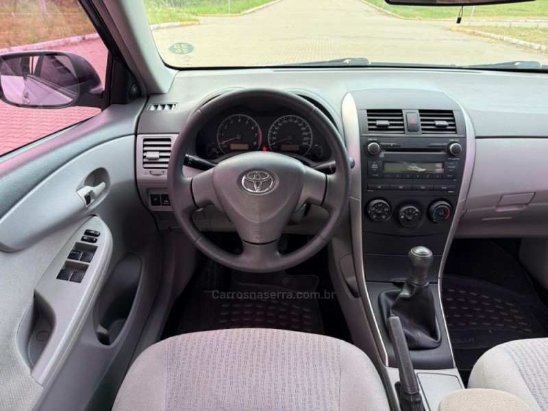 COROLLA 1.8 XLI 16V GASOLINA 4P MANUAL - 2010 - IVOTI