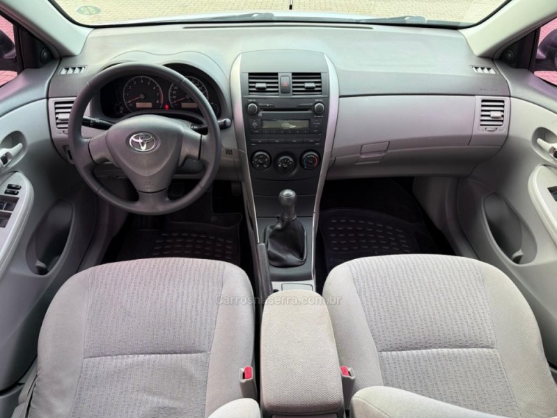 COROLLA 1.8 XLI 16V GASOLINA 4P MANUAL - 2010 - IVOTI