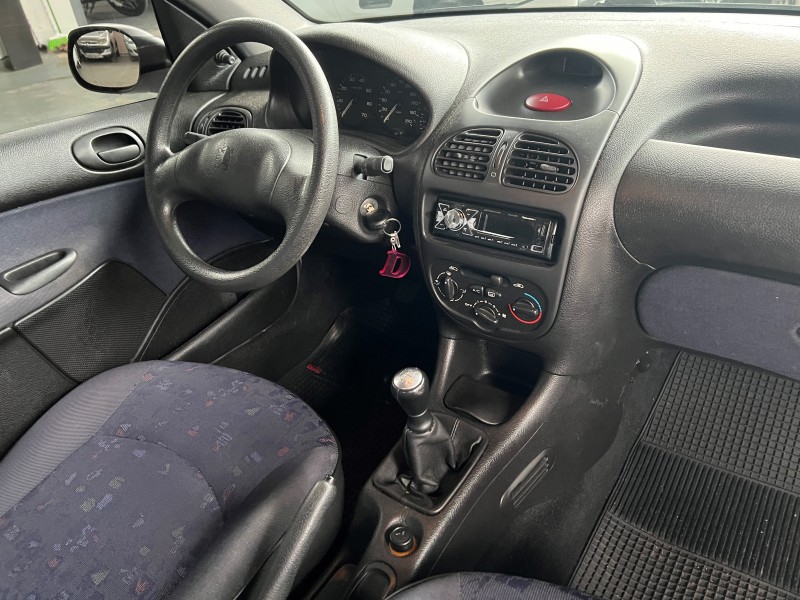 206 1.6 SOLEIL 8V GASOLINA 4P MANUAL - 1999 - CAXIAS DO SUL