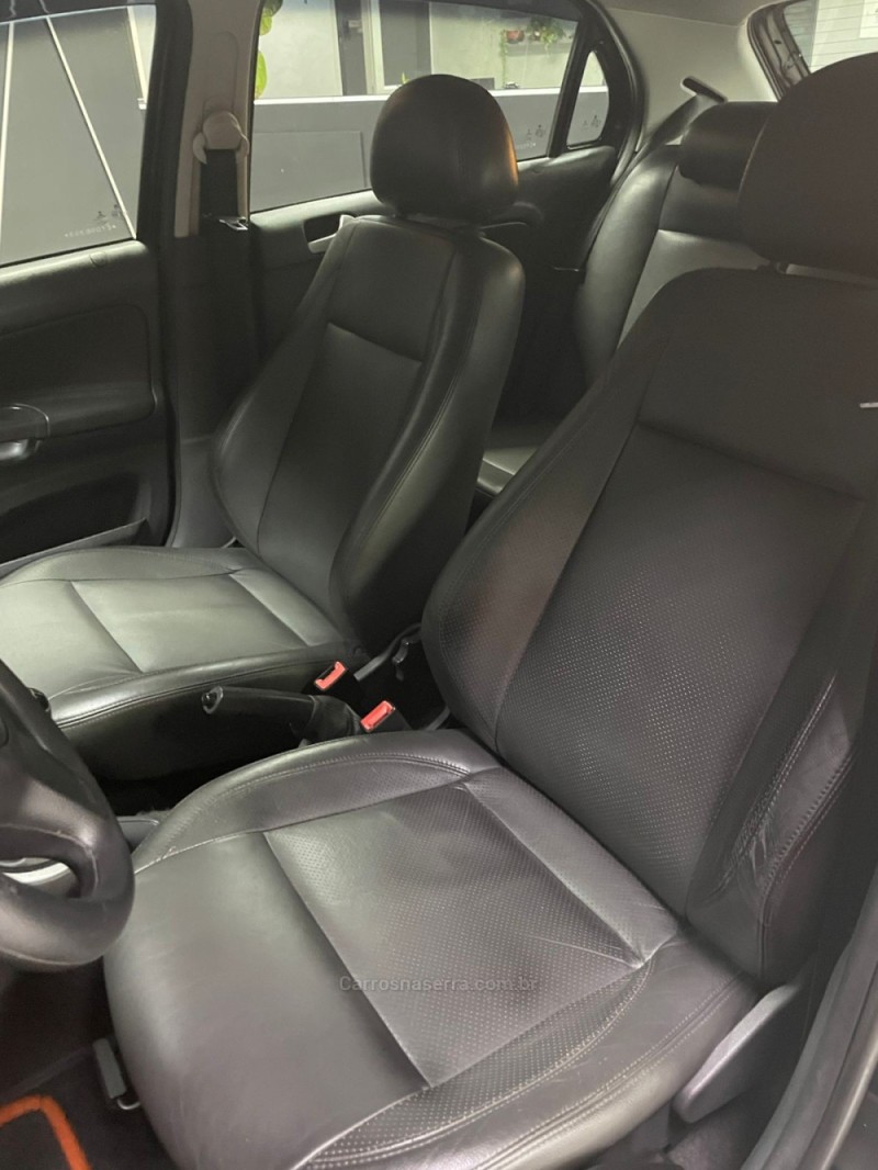 GOL 1.0 MI 8V FLEX 4P MANUAL G.VI - 2014 - NOVO HAMBURGO