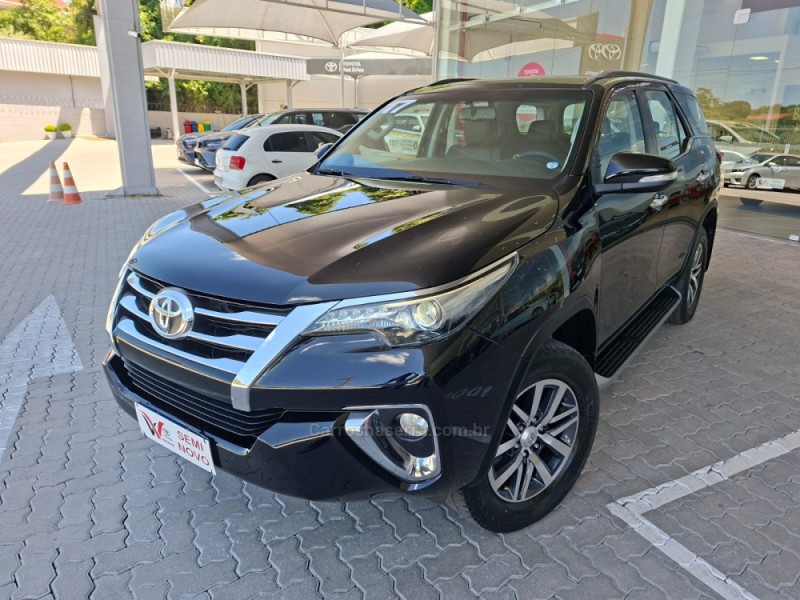 HILUX SW4 2.8 SRX 4X4 16V TURBO INTERCOOLER DIESEL 4P AUTOMÁTICO - 2017 - BENTO GONçALVES