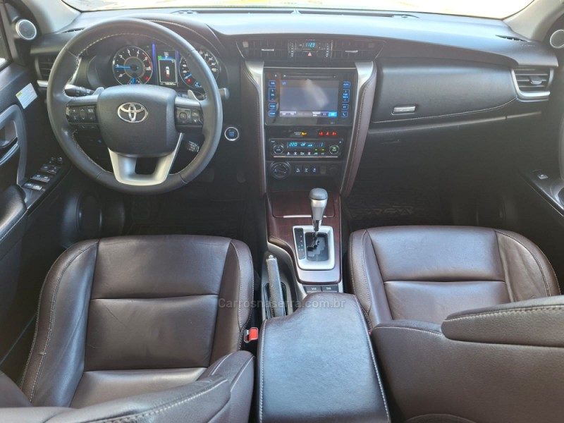 HILUX SW4 2.8 SRX 4X4 16V TURBO INTERCOOLER DIESEL 4P AUTOMÁTICO - 2017 - BENTO GONçALVES