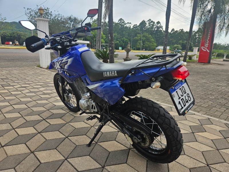 XT 600 E - 2000 - BOM PRINCíPIO
