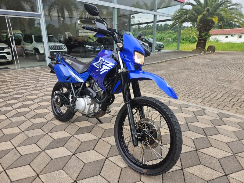 xt 600 e 2000 bom principio