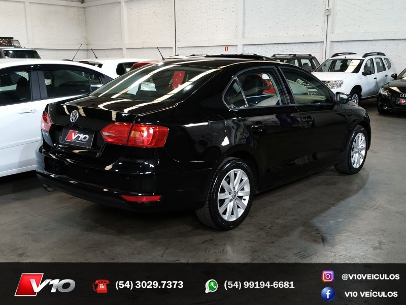 JETTA 2.0 COMFORTLINE FLEX 4P TIPTRONIC - 2012 - CAXIAS DO SUL