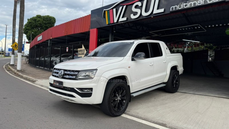 AMAROK 3.0 V6 TDI HIGHLINE CD DIESEL 4MOTION AUTOMÁTICO - 2018 - CAXIAS DO SUL