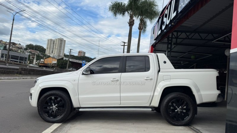 AMAROK 3.0 V6 TDI HIGHLINE CD DIESEL 4MOTION AUTOMÁTICO - 2018 - CAXIAS DO SUL