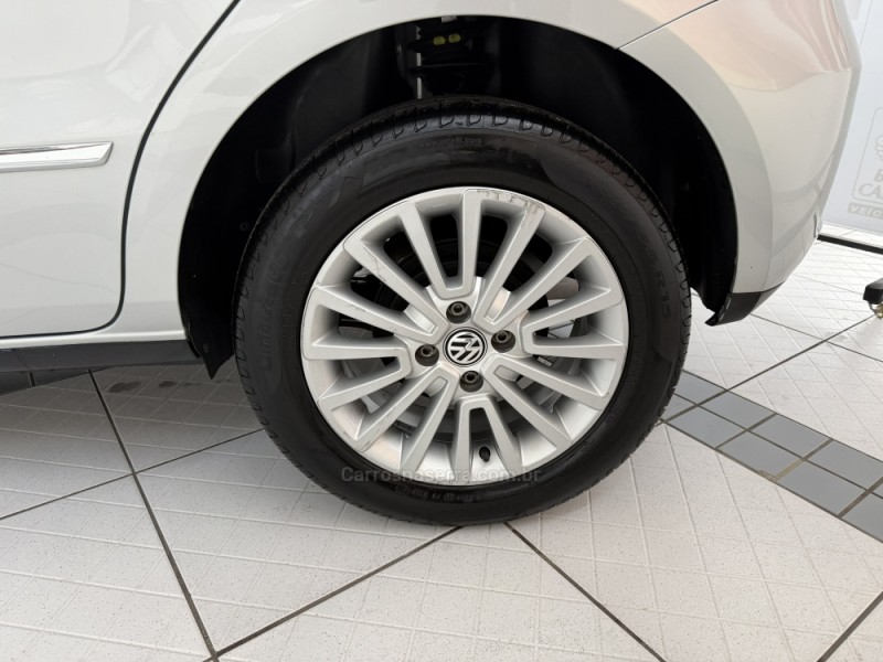 GOL 1.6 MI HIGHLINE 8V FLEX 4P MANUAL - 2015 - PORTO ALEGRE