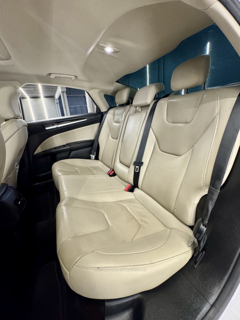 FUSION 2.0 TITANIUM AWD 16V GASOLINA 4P AUTOMÁTICO - 2017 - PASSO FUNDO