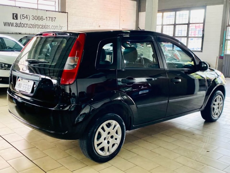 FIESTA 1.0 MPI CLASS HATCH 8V FLEX 4P MANUAL - 2004 - CAXIAS DO SUL