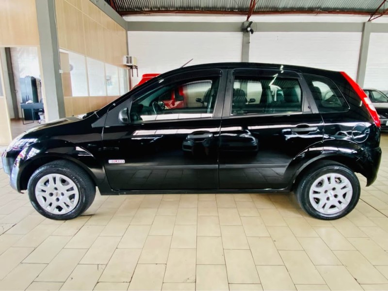 FIESTA 1.0 MPI CLASS HATCH 8V FLEX 4P MANUAL - 2004 - CAXIAS DO SUL