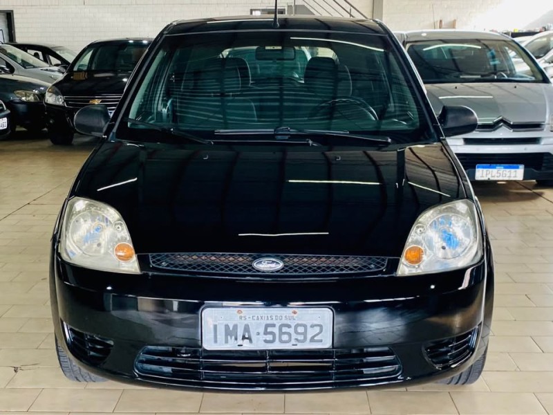 FIESTA 1.0 MPI CLASS HATCH 8V FLEX 4P MANUAL - 2004 - CAXIAS DO SUL