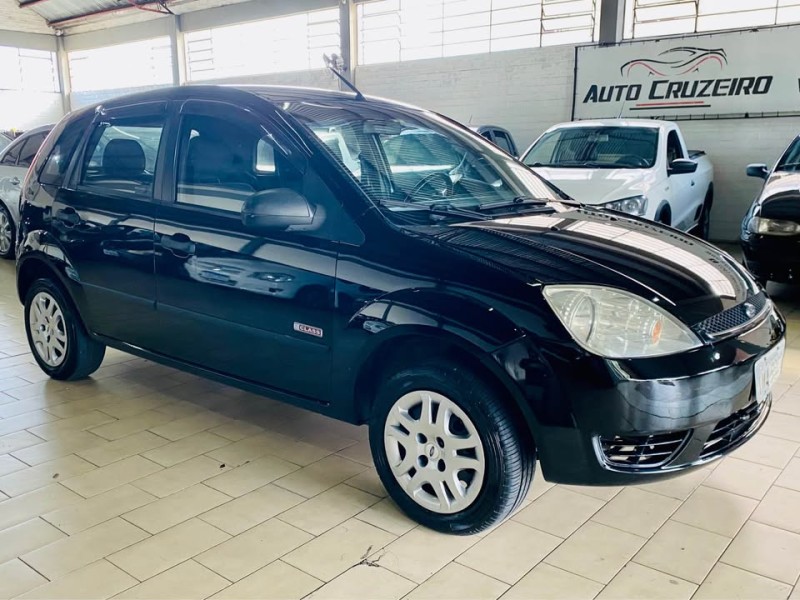 FIESTA 1.0 MPI CLASS HATCH 8V FLEX 4P MANUAL - 2004 - CAXIAS DO SUL