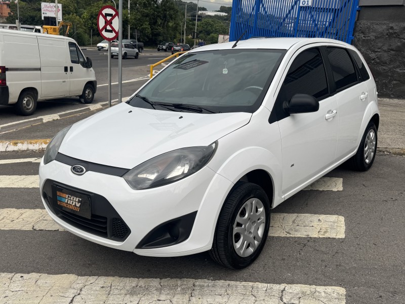 FIESTA 1.0 SE 8V FLEX 4P MANUAL - 2014 - CAXIAS DO SUL