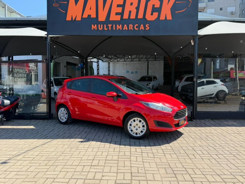 FIESTA 1.5 SE HATCH 16V FLEX 4P MANUAL - 2014 - LAGOA VERMELHA