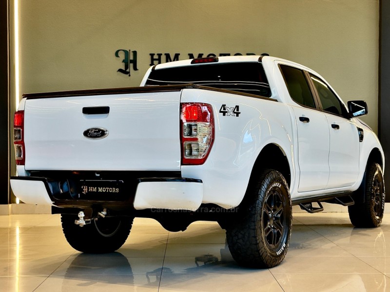 RANGER 2.2 XL 4X4 CD 16V DIESEL 4P MANUAL - 2015 - CAXIAS DO SUL