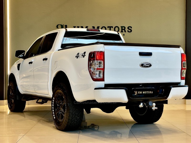 RANGER 2.2 XL 4X4 CD 16V DIESEL 4P MANUAL - 2015 - CAXIAS DO SUL