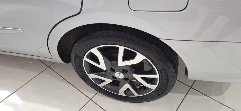 VERSA 1.6 16V FLEX SL 4P MANUAL - 2016 - PORTãO