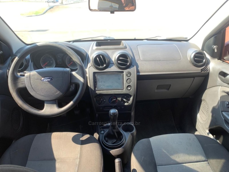 FIESTA 1.6 MPI CLASS 8V GASOLINA 4P MANUAL - 2011 - SANTA CRUZ DO SUL