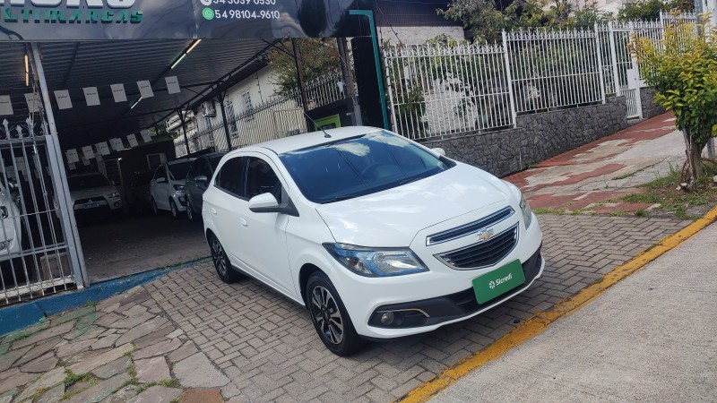 ONIX 1.4 MPFI LTZ 8V FLEX 4P MANUAL - 2015 - CAXIAS DO SUL