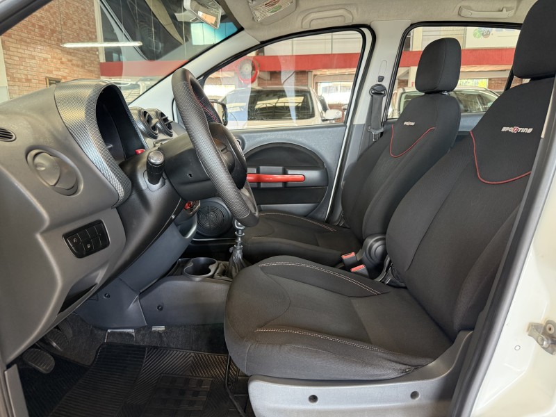 UNO 1.4 EVO SPORTING 8V FLEX 2P MANUAL - 2013 - FARROUPILHA