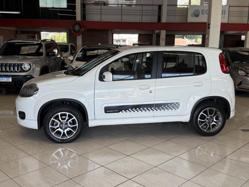 UNO 1.4 EVO SPORTING 8V FLEX 2P MANUAL - 2013 - FARROUPILHA