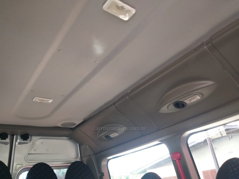 MASTER 2.3 DCI MINIBUS EXECUTIVE L3H2 16 LUGARES 16V DIESEL 4P MANUAL - 2015 - CAXIAS DO SUL