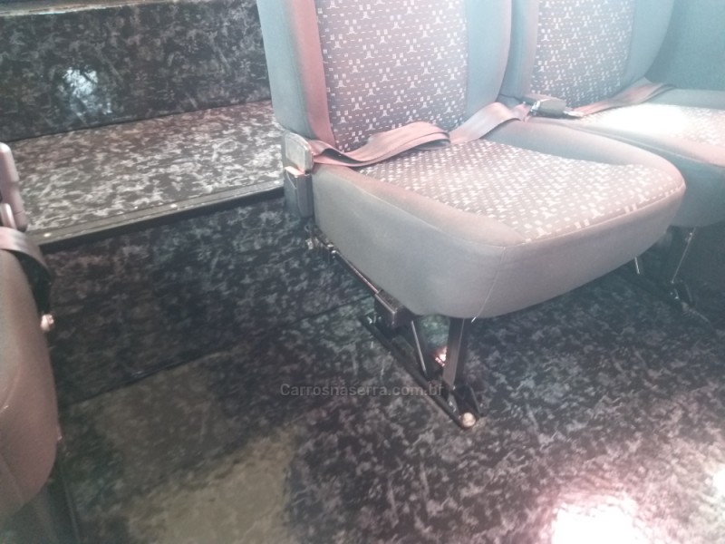 MASTER 2.3 DCI MINIBUS EXECUTIVE L3H2 16 LUGARES 16V DIESEL 4P MANUAL - 2015 - CAXIAS DO SUL