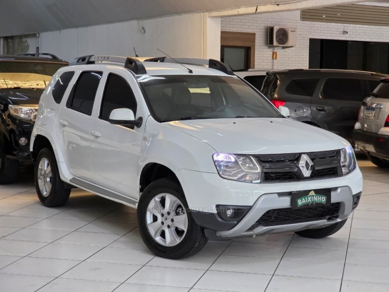 DUSTER 2.0 DYNAMIQUE 4X2 16V FLEX 4P AUTOMÁTICO - 2017 - SAPUCAIA DO SUL