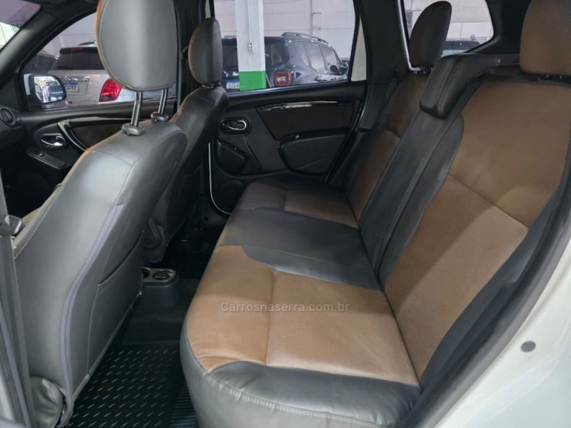 DUSTER 2.0 DYNAMIQUE 4X2 16V FLEX 4P AUTOMÁTICO - 2017 - SAPUCAIA DO SUL