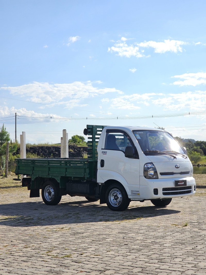 BONGO 2.5 K-2500 4X2 CS TURBO DIESEL 2P MANUAL - 2020 - ANTôNIO PRADO