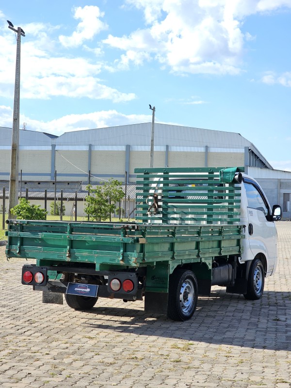 BONGO 2.5 K-2500 4X2 CS TURBO DIESEL 2P MANUAL - 2020 - ANTôNIO PRADO