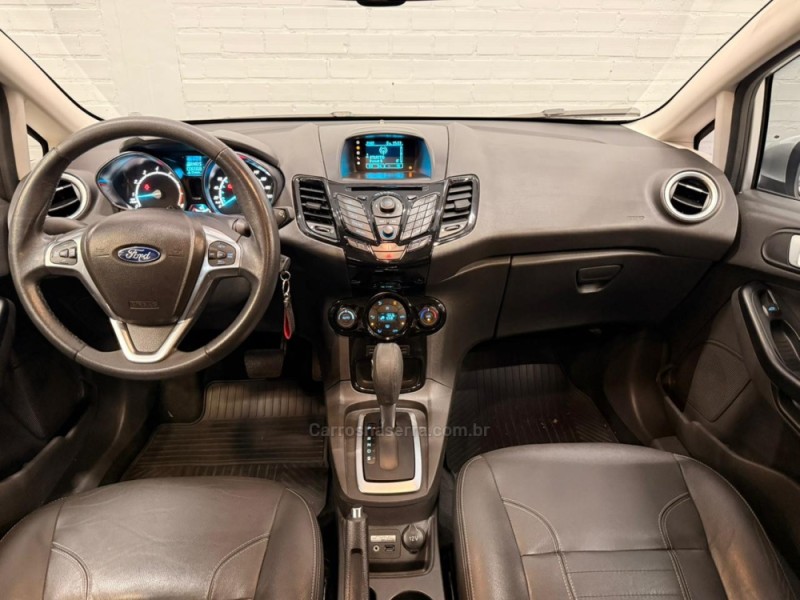 FIESTA 1.6 TITANIUM HATCH 16V FLEX 4P AUTOMÁTICO - 2014 - CAXIAS DO SUL