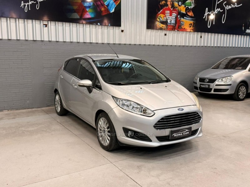 FIESTA 1.6 TITANIUM HATCH 16V FLEX 4P AUTOMÁTICO - 2014 - CAXIAS DO SUL