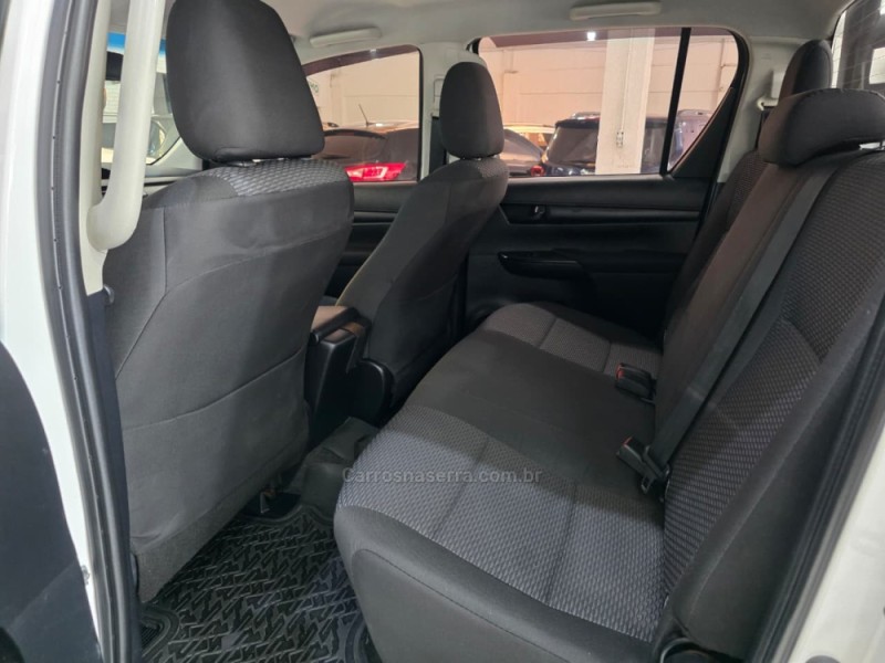 HILUX 2.8 4X4 CD 8V DIESEL 4P MANUAL - 2020 - SAPUCAIA DO SUL