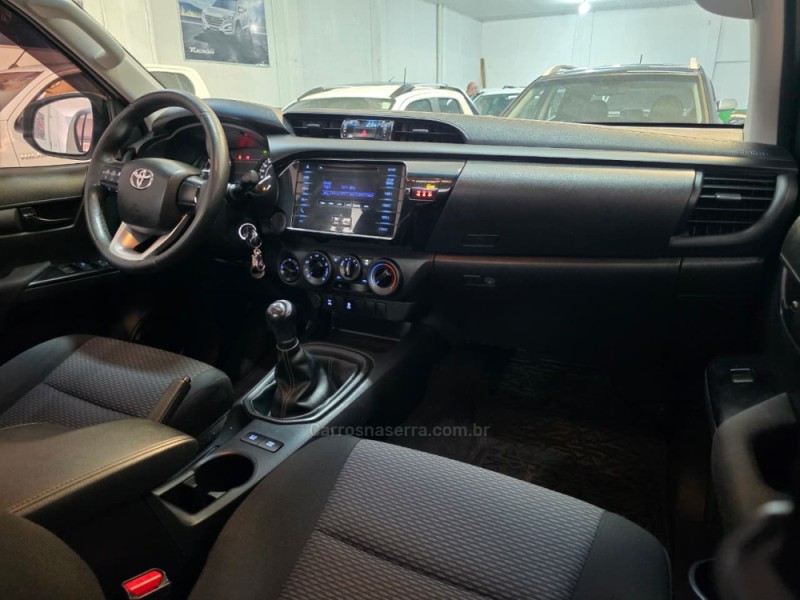 HILUX 2.8 4X4 CD 8V DIESEL 4P MANUAL - 2020 - SAPUCAIA DO SUL