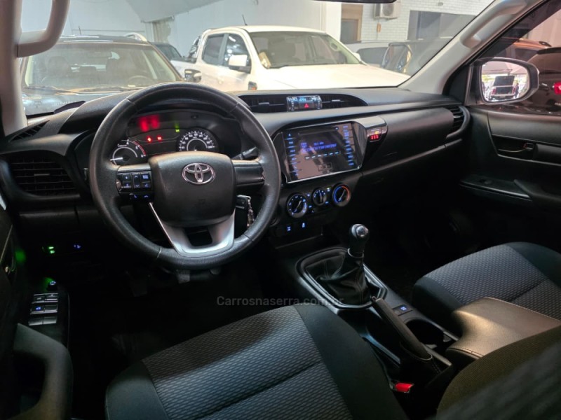 HILUX 2.8 4X4 CD 8V DIESEL 4P MANUAL - 2020 - SAPUCAIA DO SUL