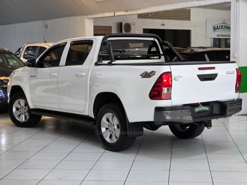 HILUX 2.8 4X4 CD 8V DIESEL 4P MANUAL - 2020 - SAPUCAIA DO SUL