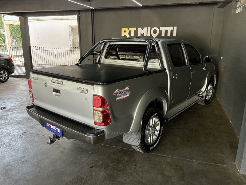 HILUX 3.0 SRV 4X4 CD 16V TURBO INTERCOOLER DIESEL 4P AUTOMÁTICO - 2013 - MUçUM