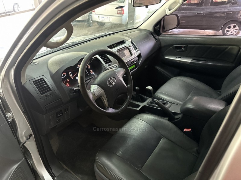 HILUX 3.0 SRV 4X4 CD 16V TURBO INTERCOOLER DIESEL 4P AUTOMÁTICO - 2013 - MUçUM
