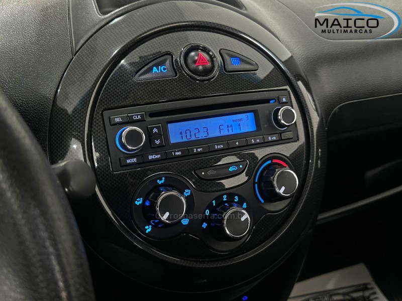 J2 1.4 16V GASOLINA 4P MANUAL - 2014 - NOVO HAMBURGO