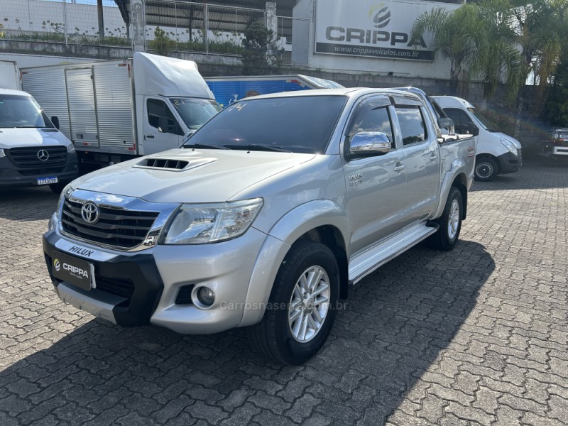 HILUX 2.8 SRV 4X4 CD 16V DIESEL 4P AUTOMÁTICO - 2014 - FARROUPILHA