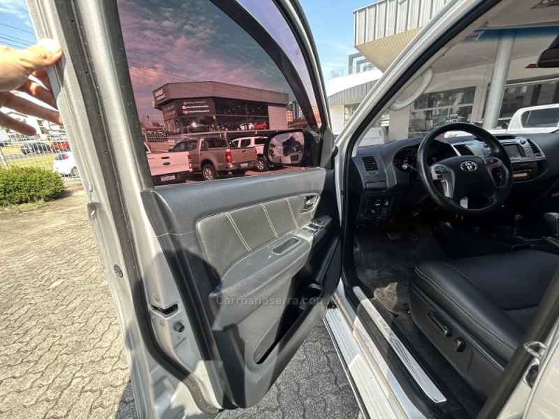 HILUX 2.8 SRV 4X4 CD 16V DIESEL 4P AUTOMÁTICO - 2014 - FARROUPILHA