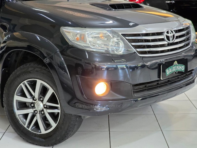 HILUX SW4 3.0 SRV 4X4 16V TURBO INTERCOOLER DIESEL 4P AUTOMÁTICO - 2013 - SAPUCAIA DO SUL