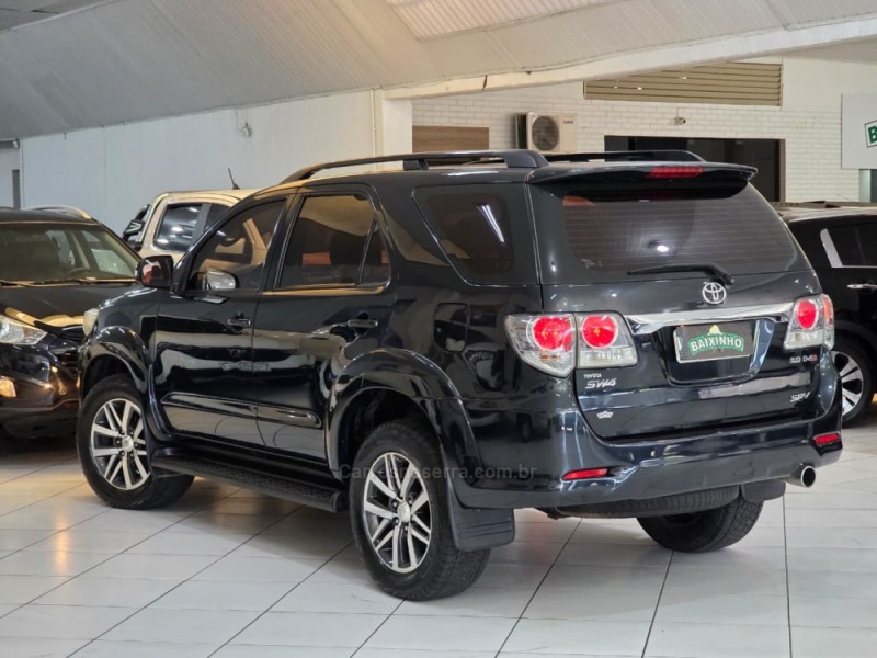 HILUX SW4 3.0 SRV 4X4 16V TURBO INTERCOOLER DIESEL 4P AUTOMÁTICO - 2013 - SAPUCAIA DO SUL